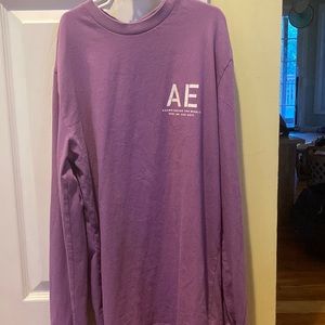 American Eagle shirt